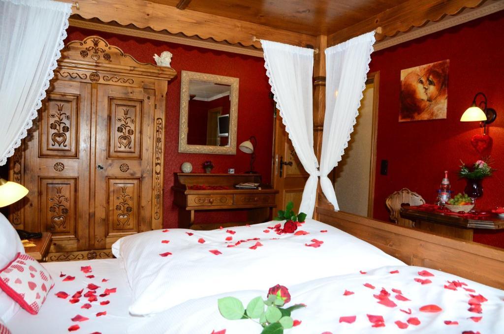 Kofflers-Heuriger Hotel Ettlingen Quarto foto